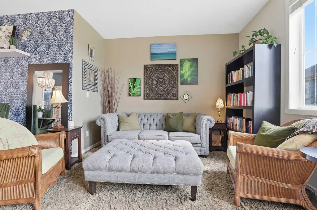 20 Kinlea Common NW Calgary AB T2R 0S2