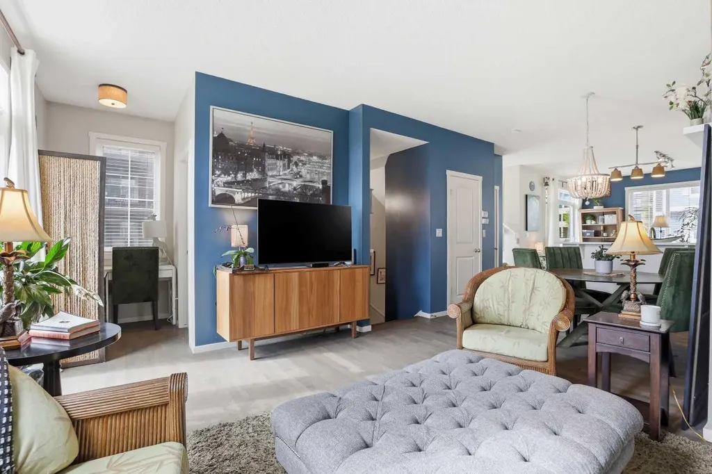 20 Kinlea Common NW Calgary AB T2R 0S2