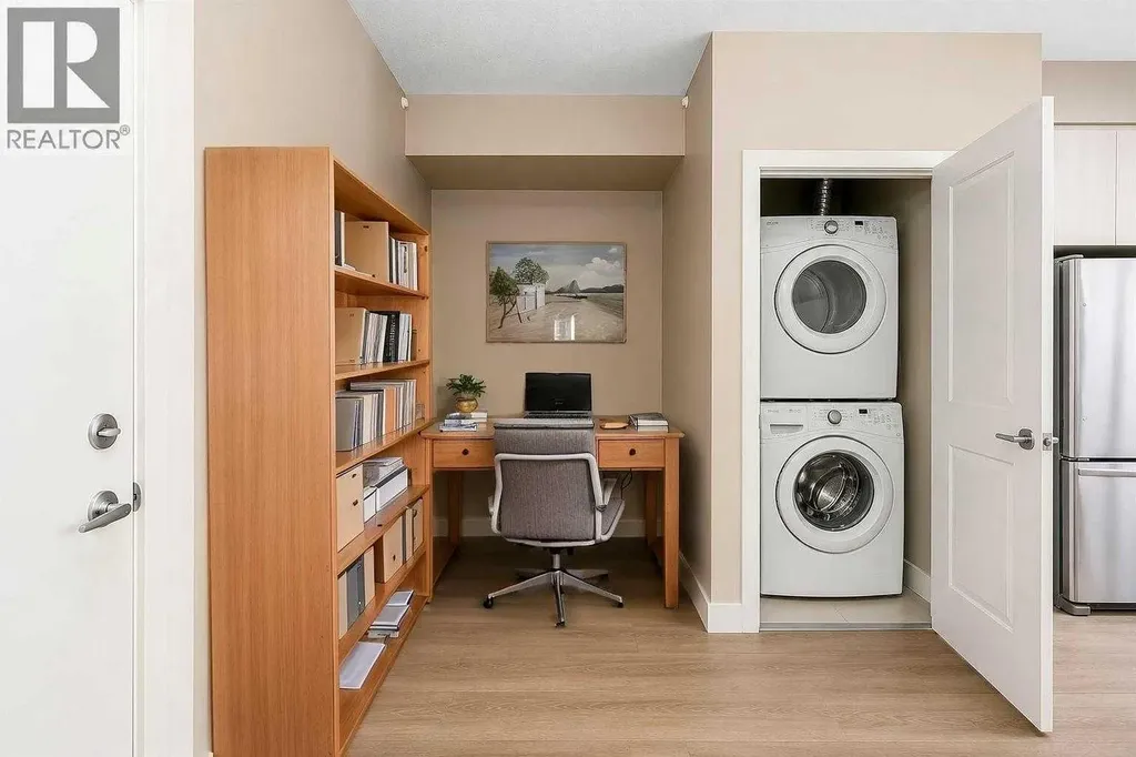 93 34 Avenue SW Calgary AB T2S 3H4