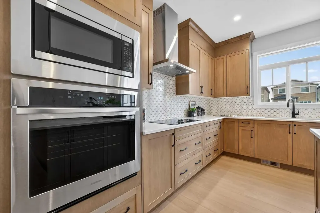 27 Homestead Gardens NE Calgary AB T3J 5T8