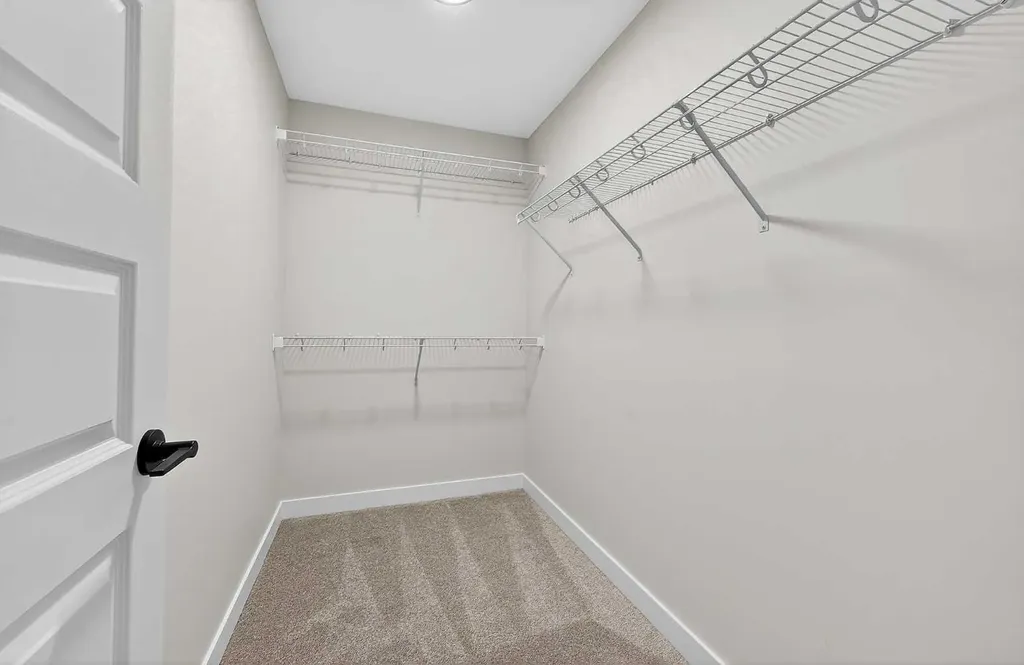 27 Homestead Gardens NE Calgary AB T3J 5T8