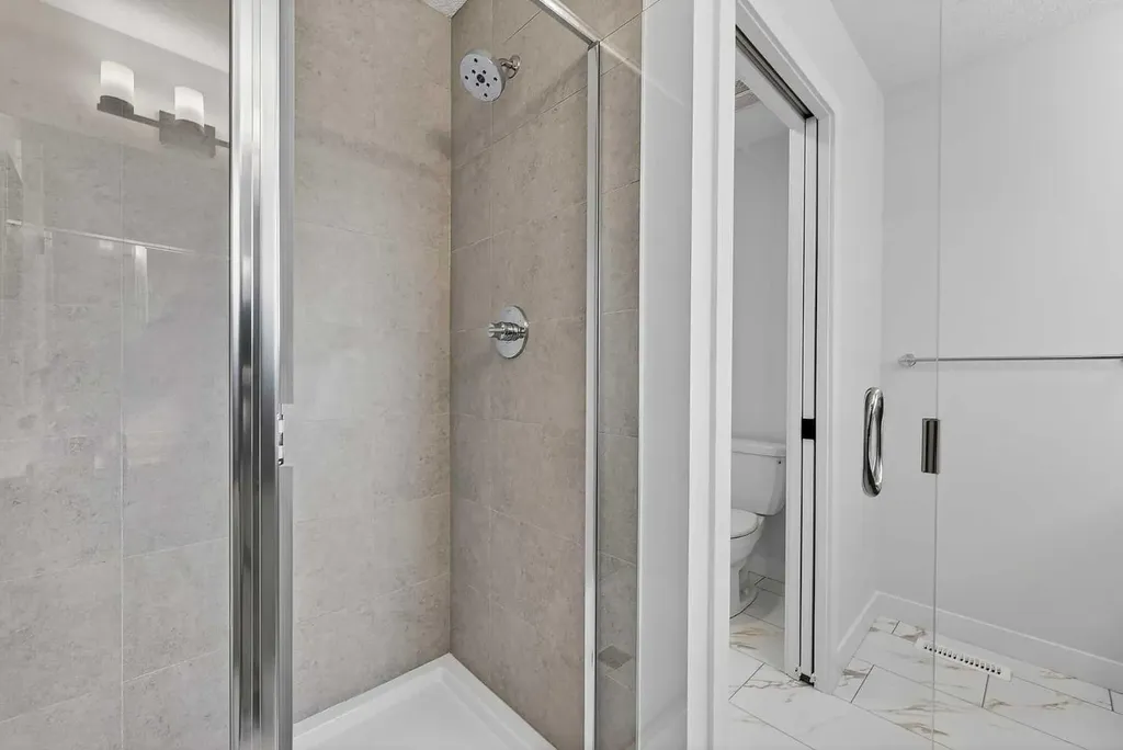27 Homestead Gardens NE Calgary AB T3J 5T8