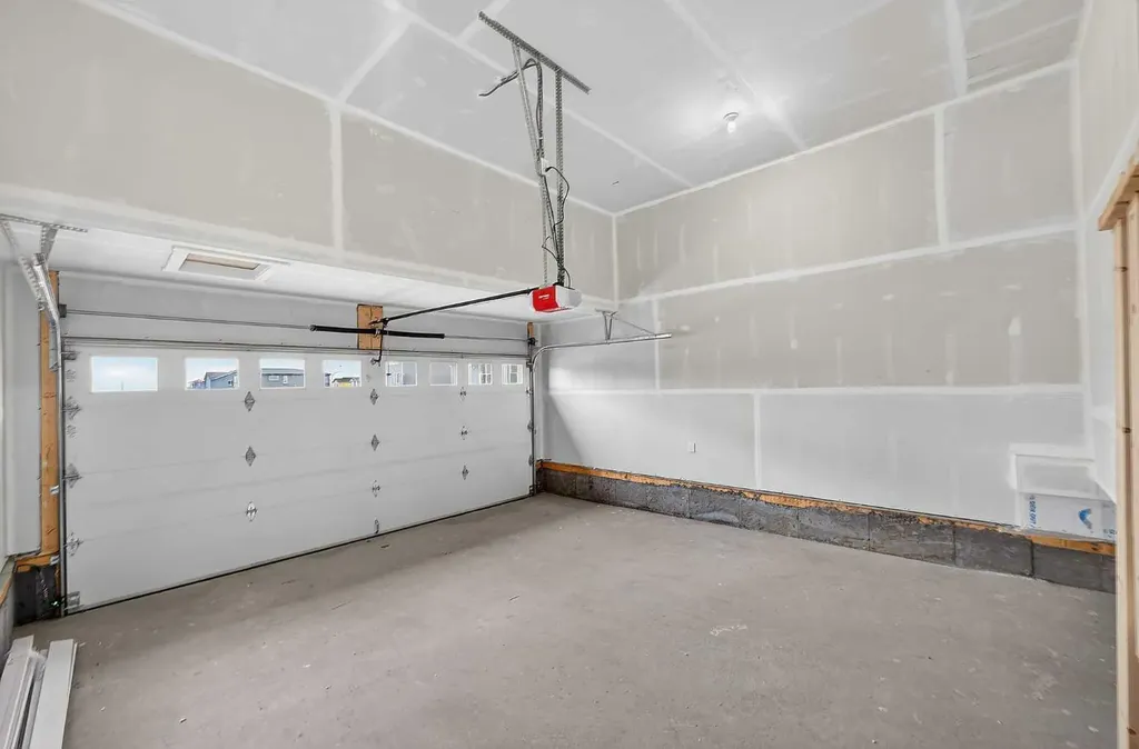 27 Homestead Gardens NE Calgary AB T3J 5T8
