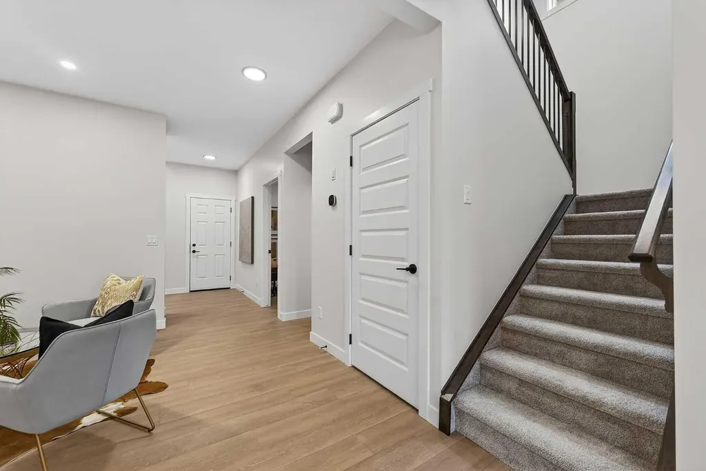 27 Homestead Gardens NE Calgary AB T3J 5T8