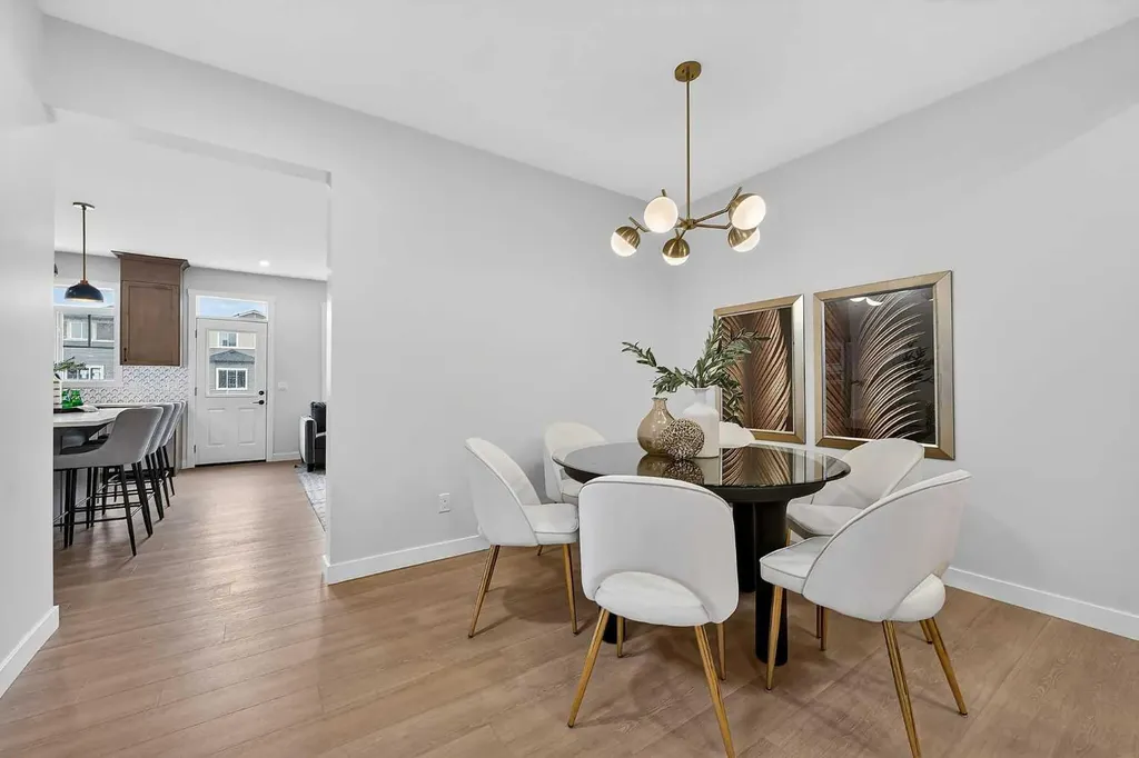27 Homestead Gardens NE Calgary AB T3J 5T8