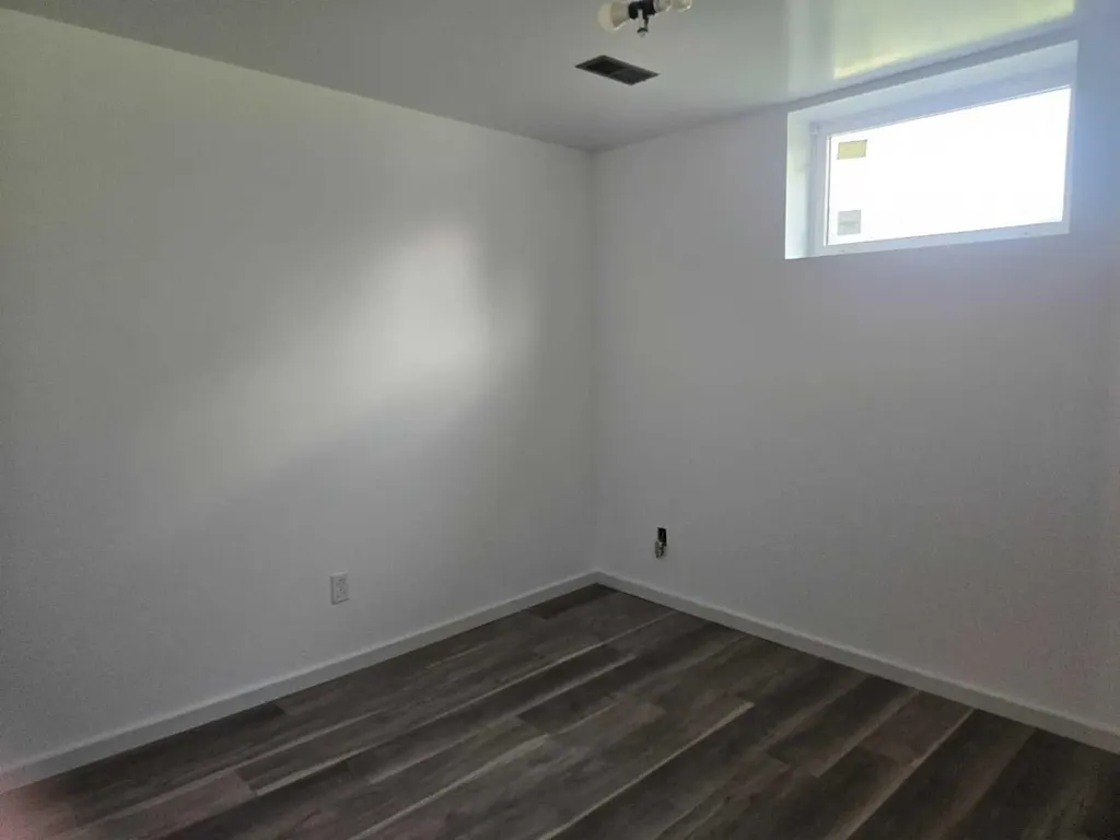 101 Simpson Street Hinton AB T7V1C2