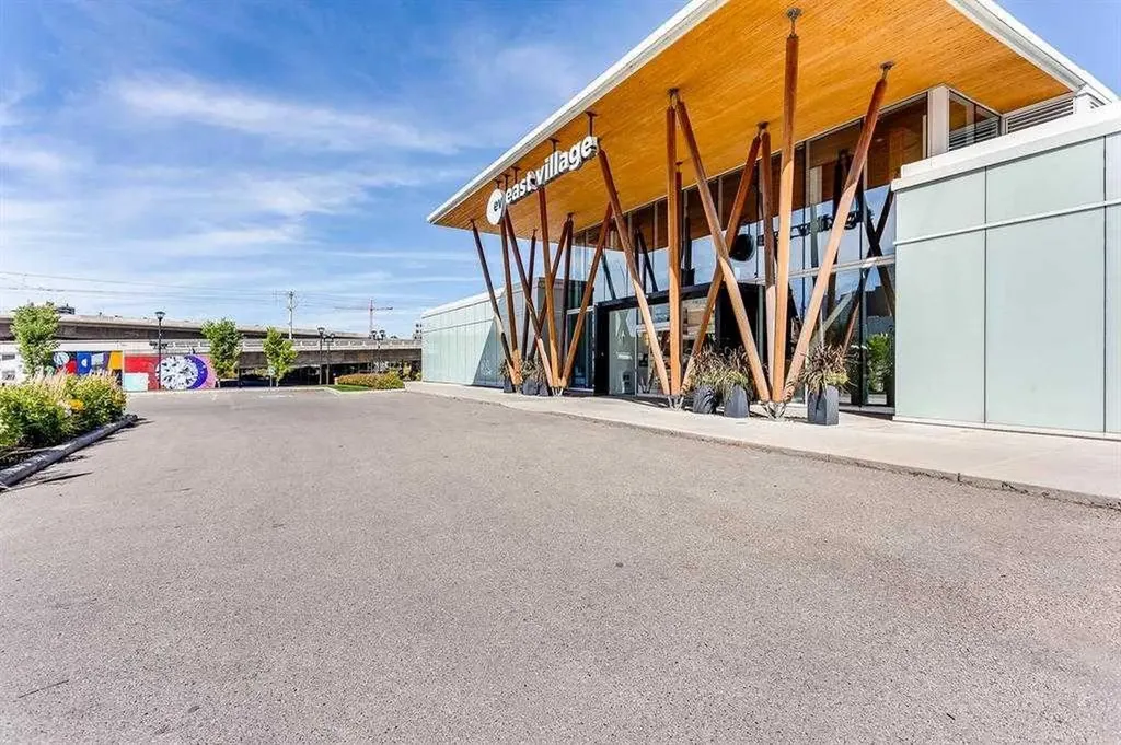 519 Riverfront Avenue SE Calgary AB T2G 1K6