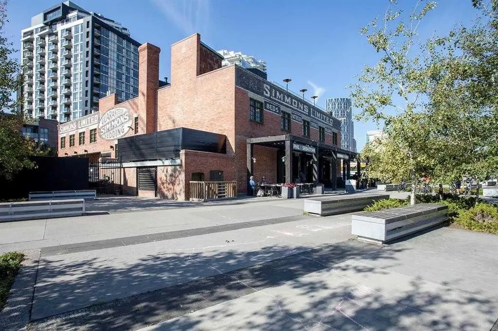 519 Riverfront Avenue SE Calgary AB T2G 1K6