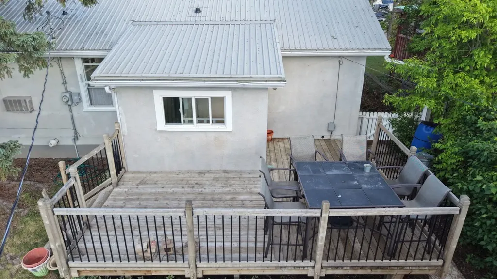 2408 19 Street Nanton AB T0L1R0