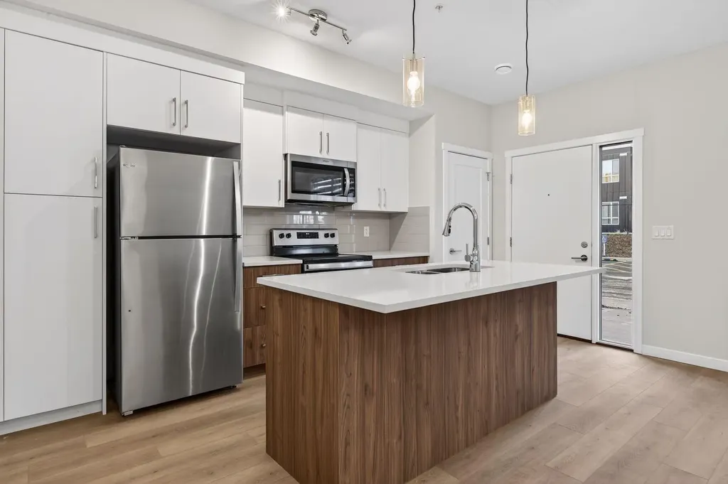 400 Belmont Street SW Calgary AB T2X4C1