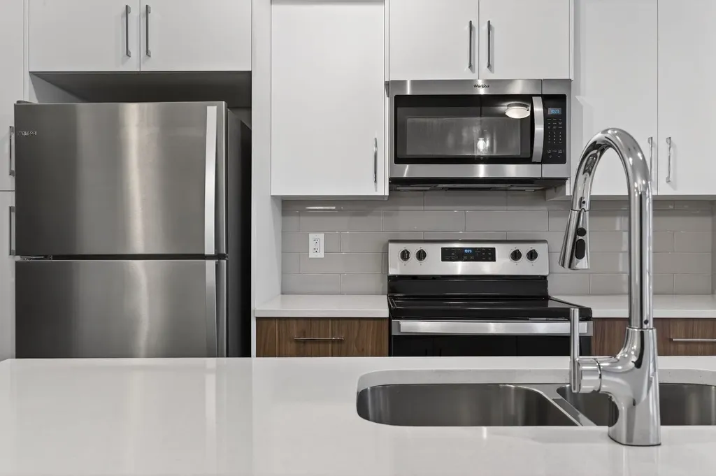 400 Belmont Street SW Calgary AB T2X4C1