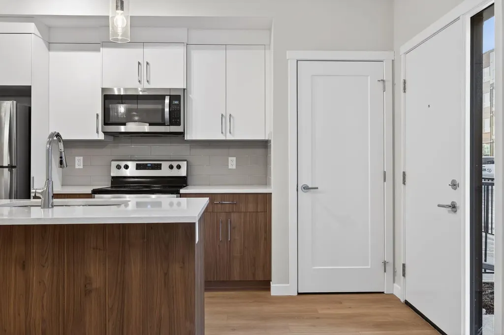 400 Belmont Street SW Calgary AB T2X4C1