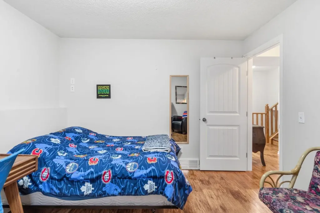 33 Carolina Drive Cochrane AB T4C1C4
