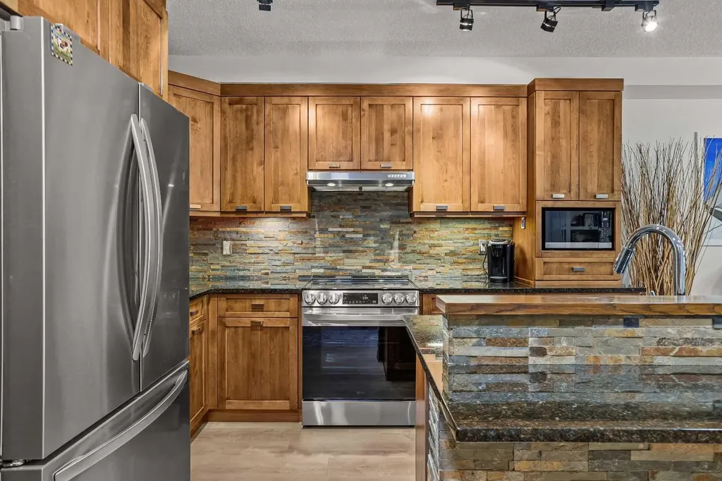 106 Stewart Creek Landing Canmore AB T1W 0G6