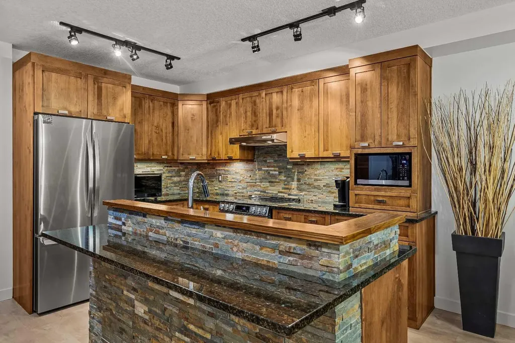 106 Stewart Creek Landing Canmore AB T1W 0G6