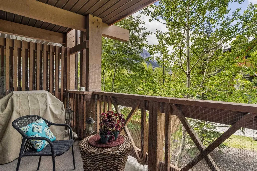 106 Stewart Creek Landing Canmore AB T1W 0G6