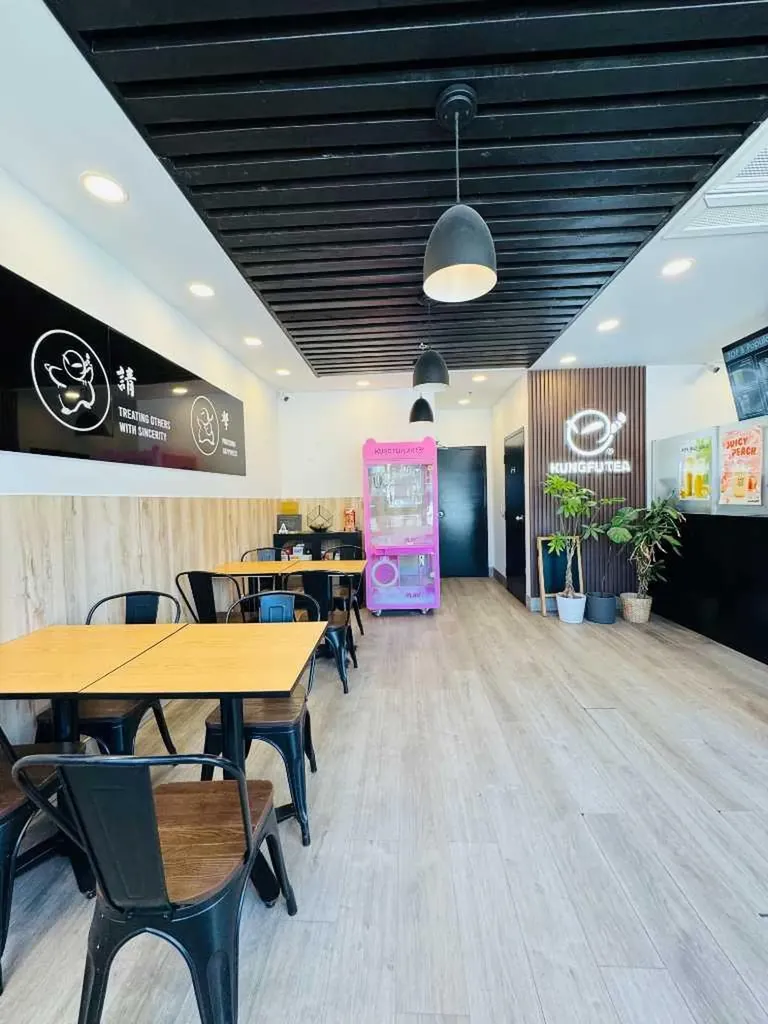 105 19 Street NW Calgary AB T2N 2S7