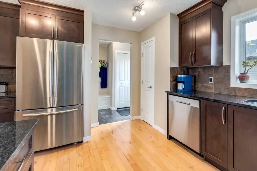 2567 Reunion Square NW Airdrie AB T4B 0M4