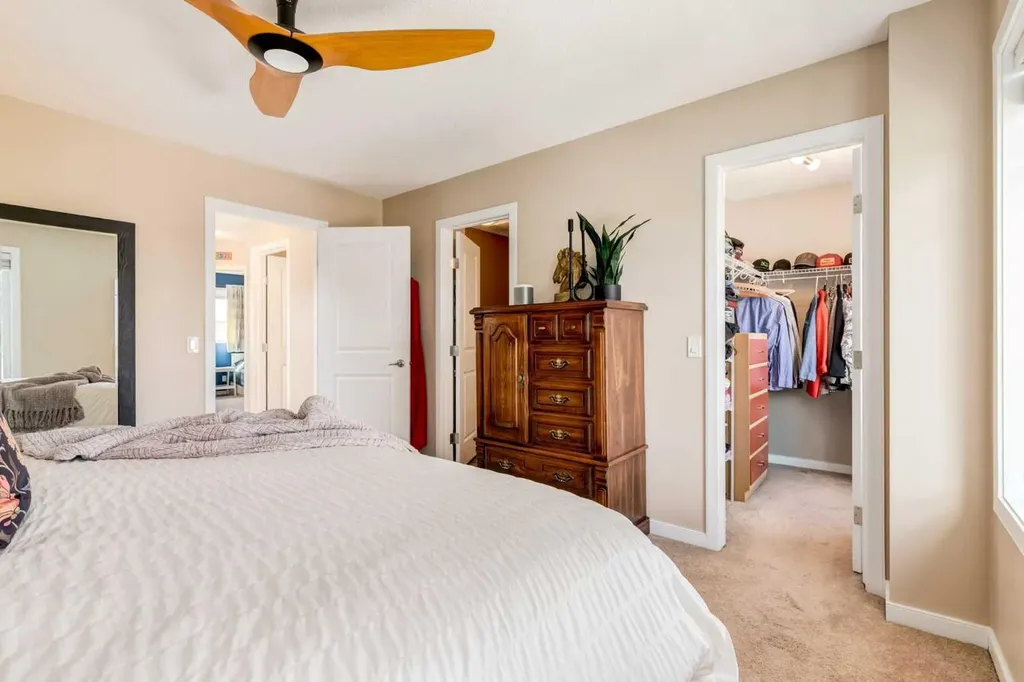 2567 Reunion Square NW Airdrie AB T4B 0M4