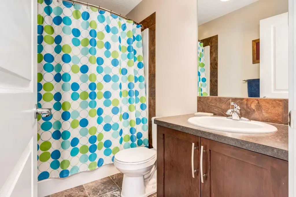 2567 Reunion Square NW Airdrie AB T4B 0M4