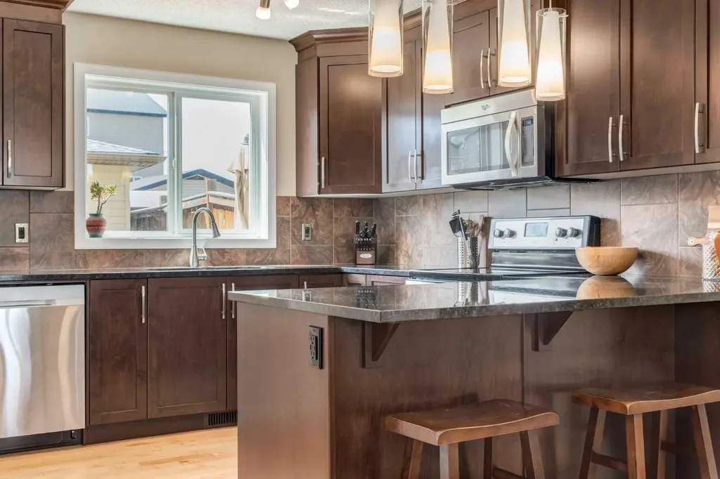 2567 Reunion Square NW Airdrie AB T4B 0M4
