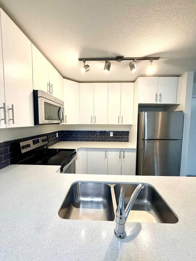 181 Skyview Ranch Manor NE Calgary AB T3N0V2