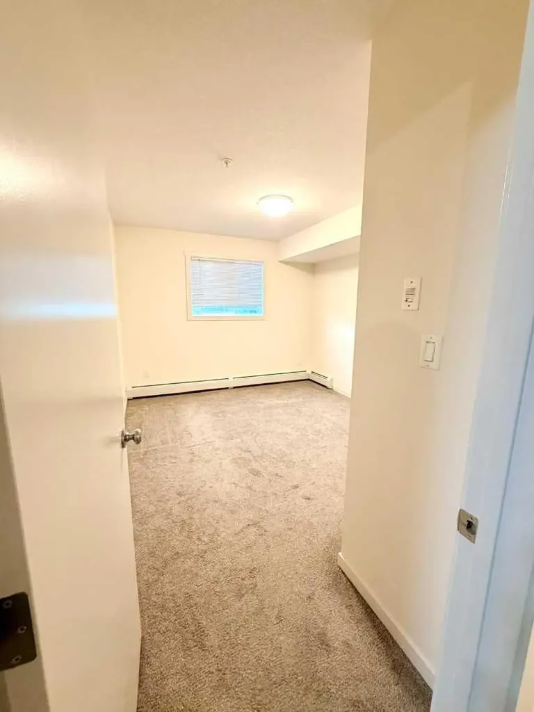 181 Skyview Ranch Manor NE Calgary AB T3N0V2