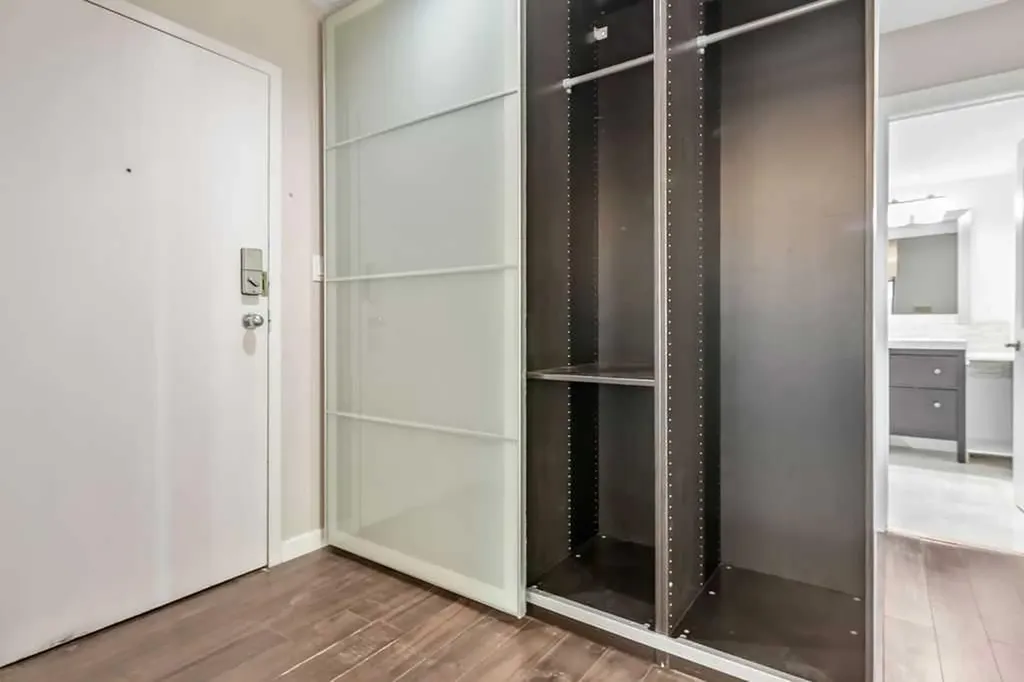 1512 16 Avenue SW Calgary AB T3C 0Z8