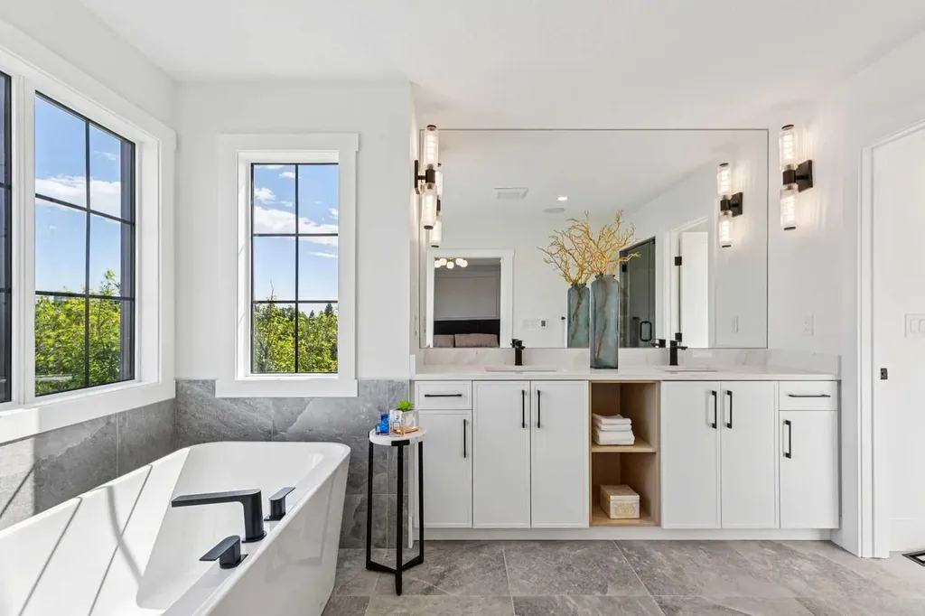 1527 29 Avenue SW Calgary AB T2T 1M4