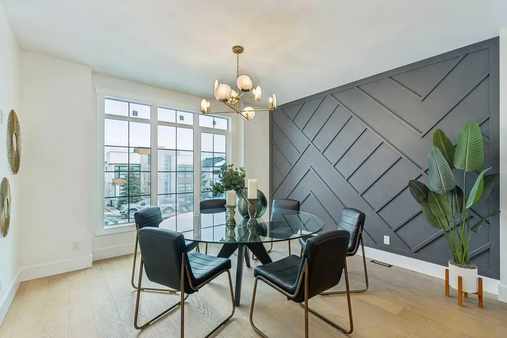 1527 29 Avenue SW Calgary AB T2T 1M4