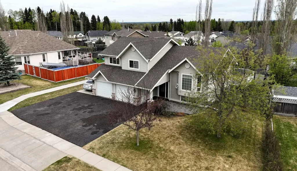 6117 11th Avenue Edson AB T7E 1Y8
