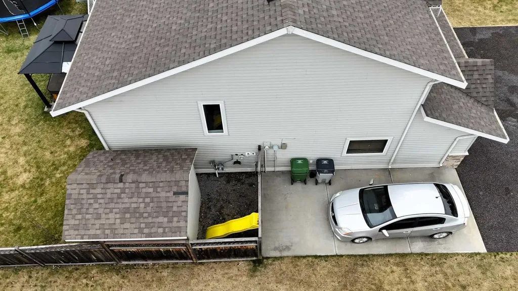 6117 11th Avenue Edson AB T7E 1Y8