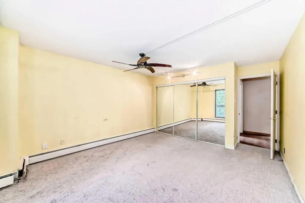 659 4 Avenue NE Calgary AB T2E 0J9