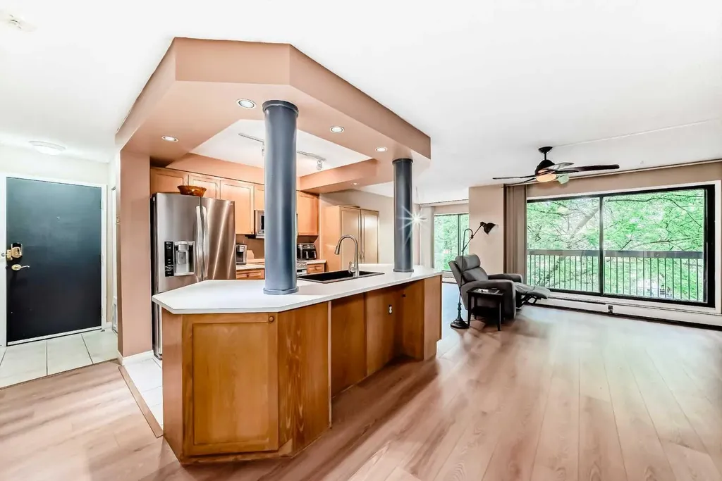 659 4 Avenue NE Calgary AB T2E 0J9