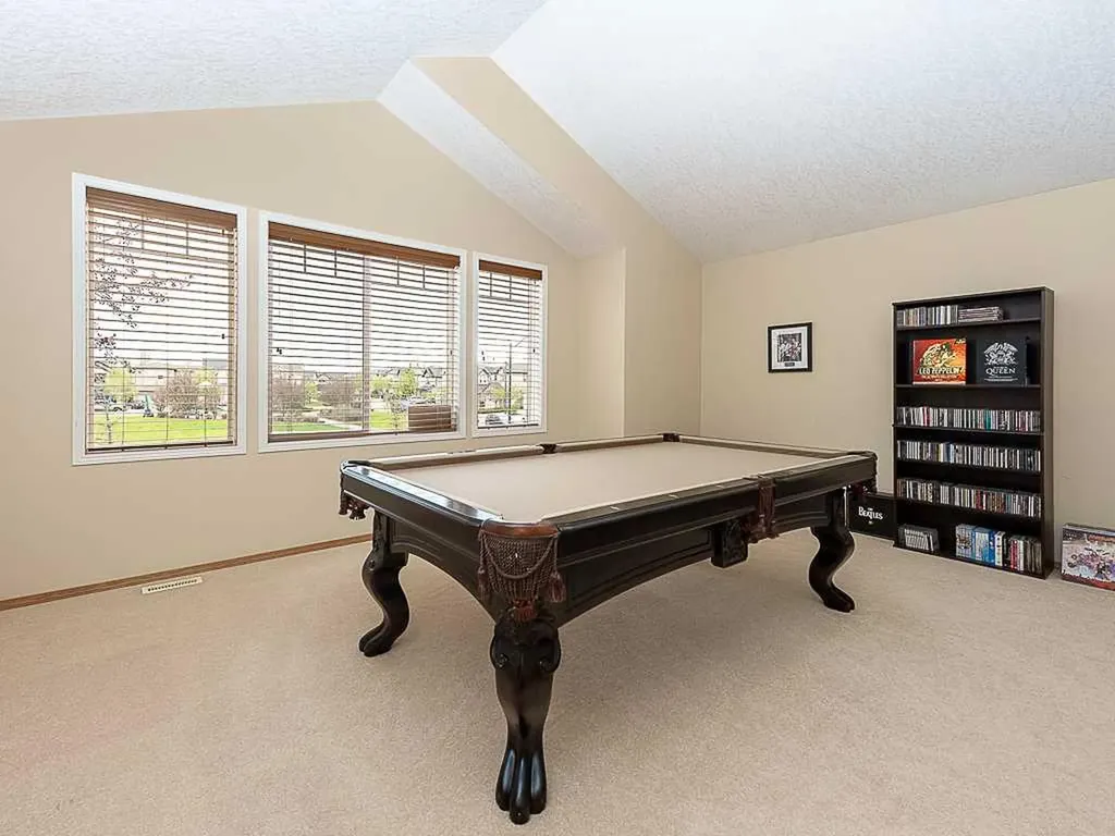 143 Cougarstone Square SW Calgary AB T3H 5J4