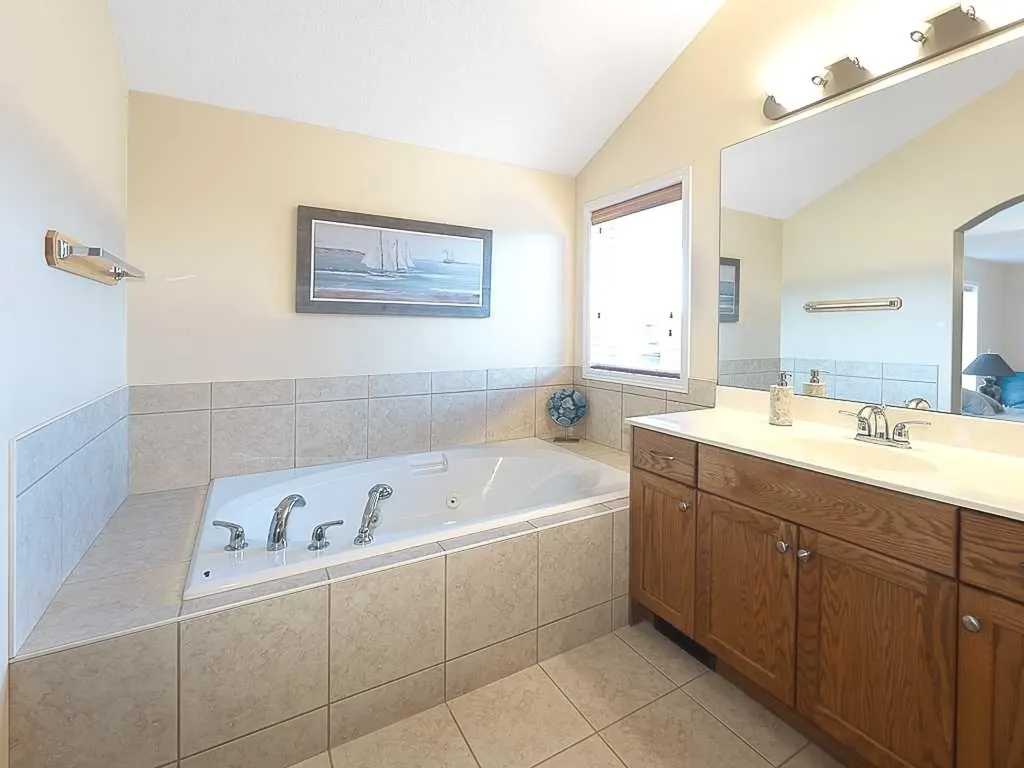 143 Cougarstone Square SW Calgary AB T3H 5J4