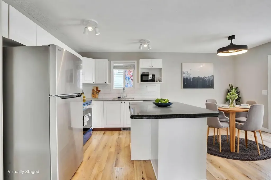 255 Citadel Acres Close NW Calgary AB T3G 5A7