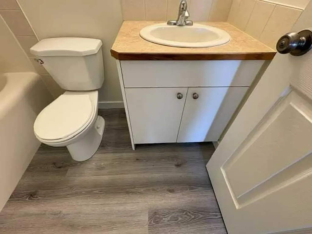 531 Stonegate Road NW Airdrie AB T4B 2Z9