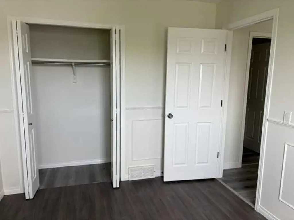 531 Stonegate Road NW Airdrie AB T4B 2Z9