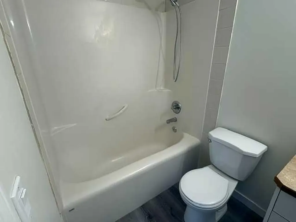 531 Stonegate Road NW Airdrie AB T4B 2Z9