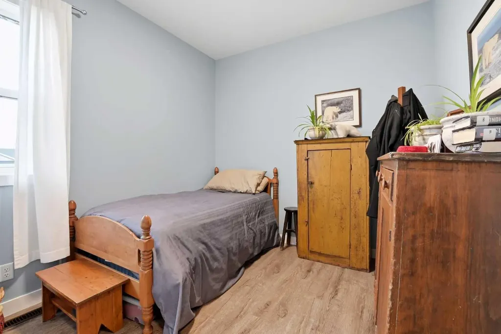 4431 53 Street Rocky Mountain House AB T4T 0C3