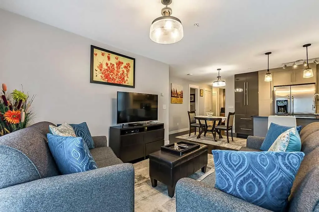11 Mahogany Row SE Calgary AB T3M 2L6