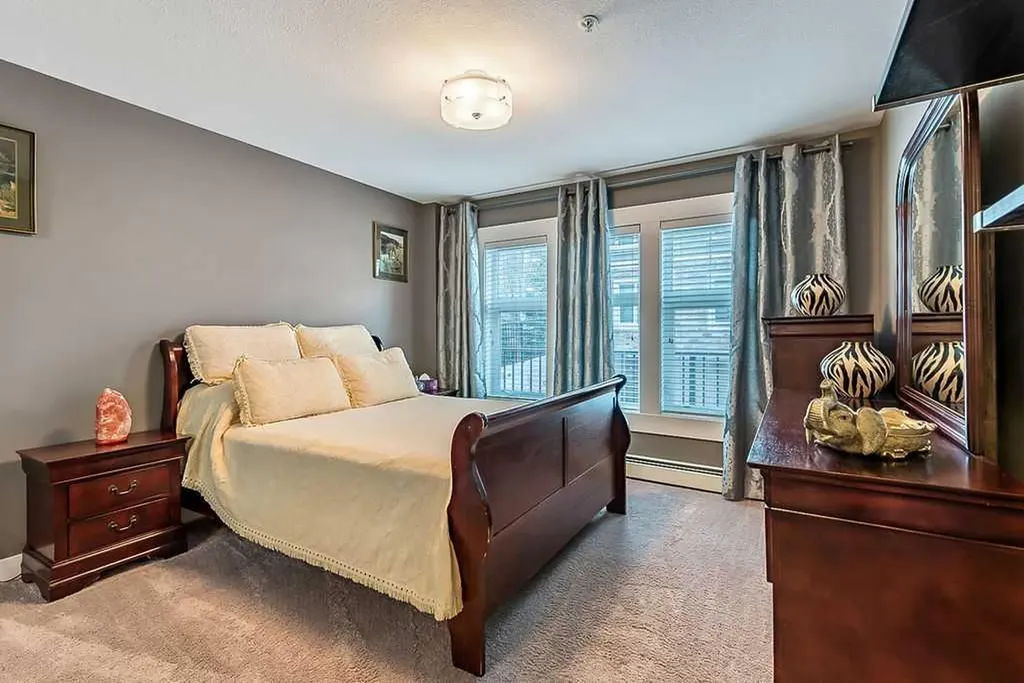 11 Mahogany Row SE Calgary AB T3M 2L6
