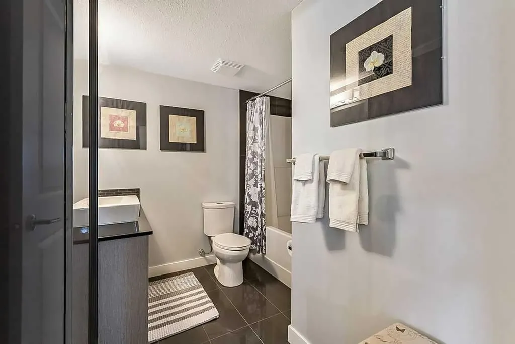 11 Mahogany Row SE Calgary AB T3M 2L6