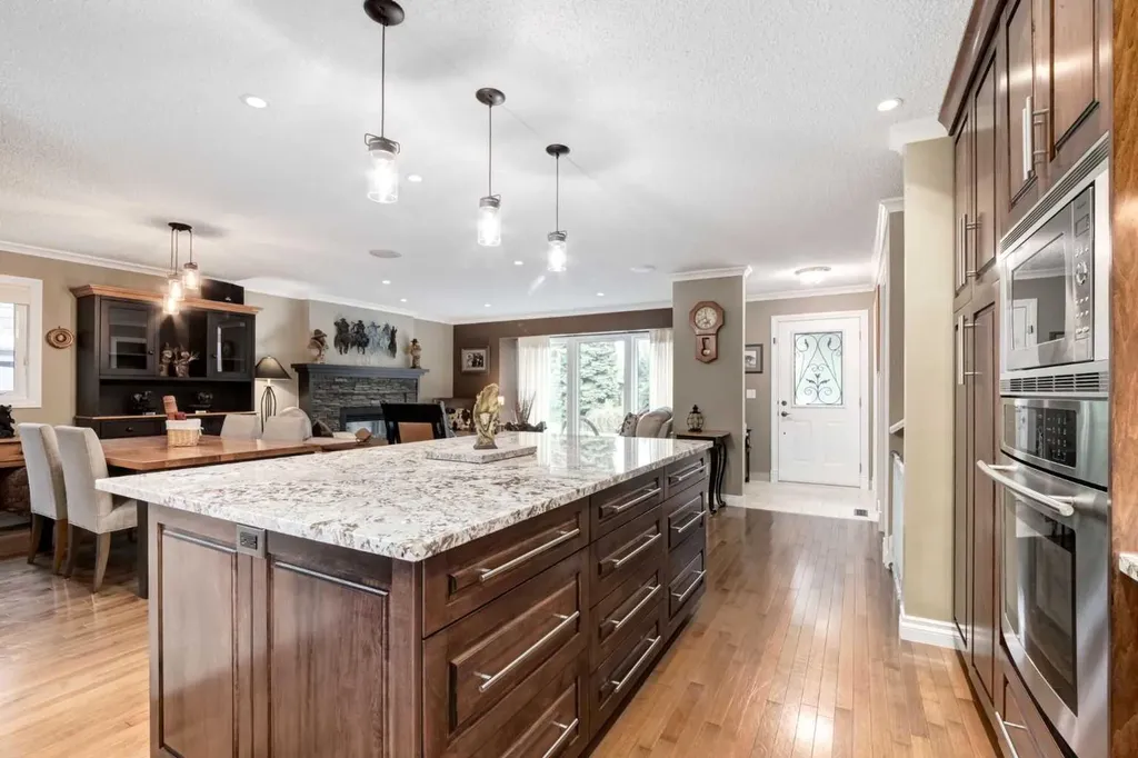 180 Parkridge Place SE Calgary AB T2J 4V9