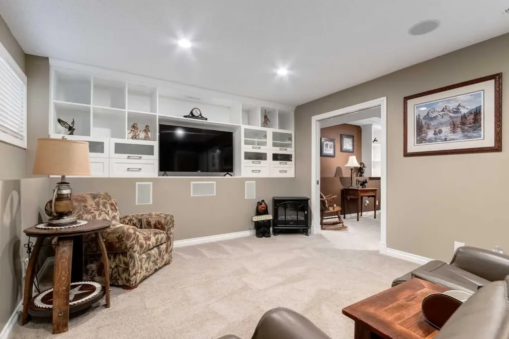 180 Parkridge Place SE Calgary AB T2J 4V9