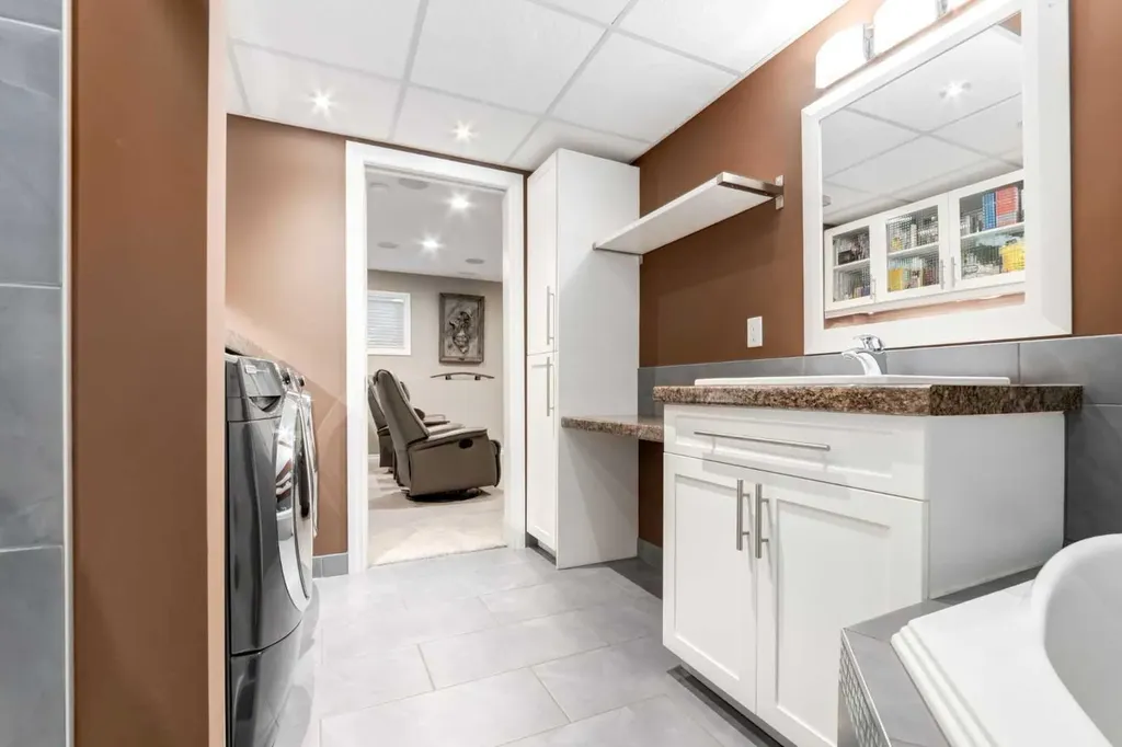 180 Parkridge Place SE Calgary AB T2J 4V9