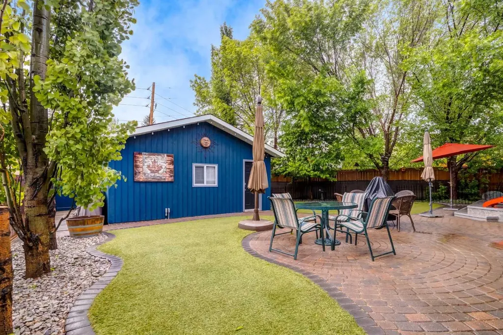 180 Parkridge Place SE Calgary AB T2J 4V9