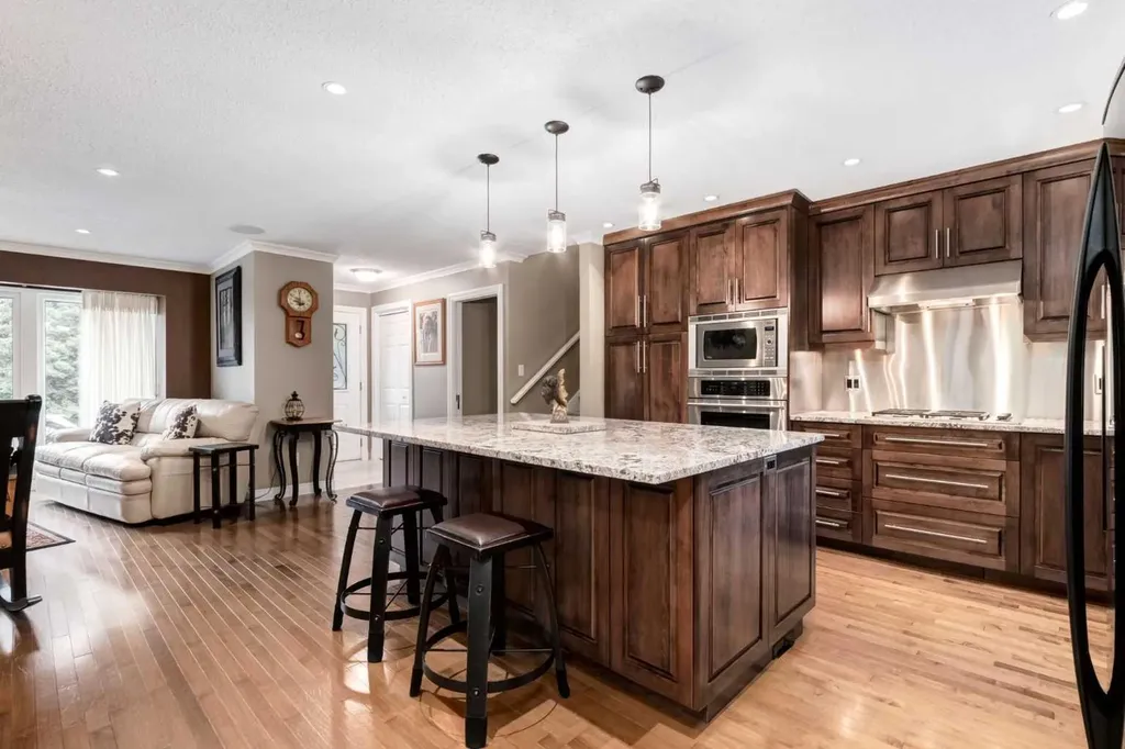 180 Parkridge Place SE Calgary AB T2J 4V9