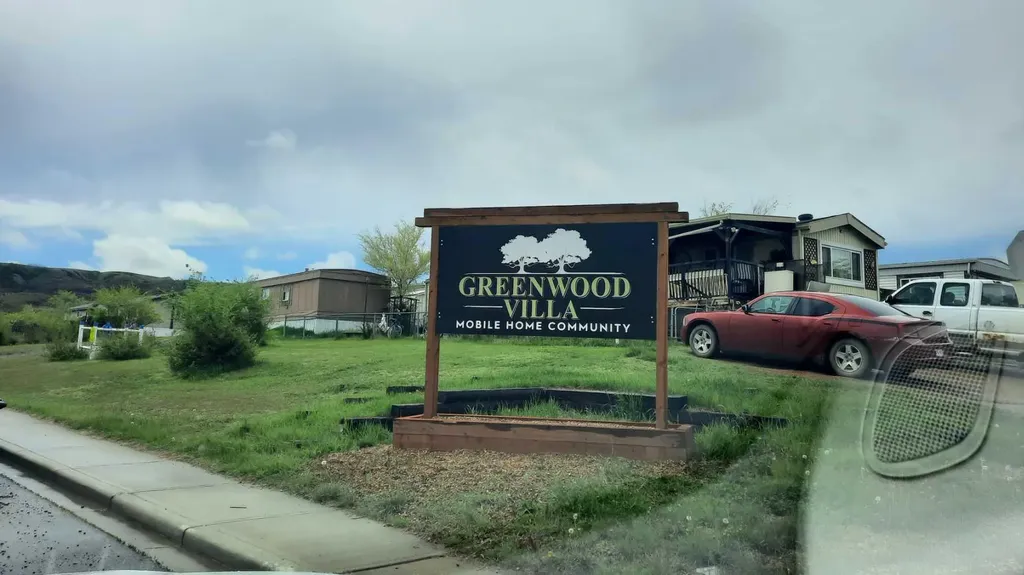 49 Greenwood Villa Drumheller AB T0J0Y2